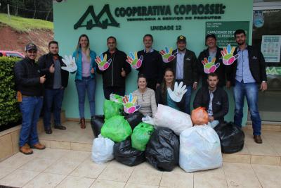 COPROSSEL -  CooperaÃ§Ã£o, solidariedade e geraÃ§Ã£o de riqueza caminham juntos 